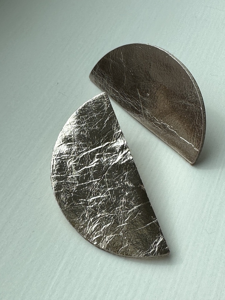 Orecchini in pelle semicerchio ecologici